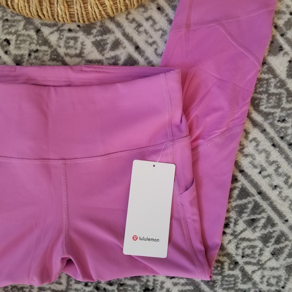 NWT Lululemon Pace Rival Crop Pink Size 8 Magenta - Picture 8 of 9